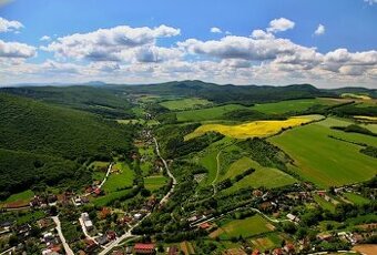 Prašník – 167 m2 INVESTIČNÝ POZEMOK pri RD