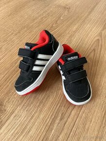 Adidas tenisky