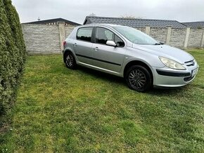 PEUGEOT 307 1.4 benzín - 1