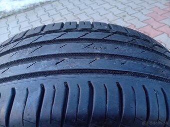 Nokian 235/55 R17