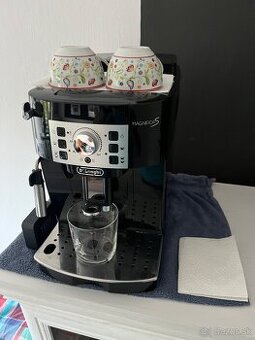 DeLonghi Magnifica S