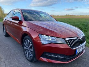 ŠKODA Superb 1.5 Tsi 110Kw DSG r.v 2022 naj 42tkm koupeno v