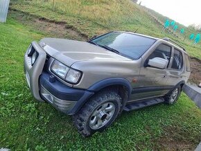 Opel frontera 3.2 benzin