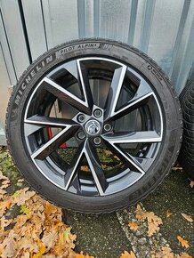 Zimní alu kola Vela 18" Škoda Superb 235/45 R18