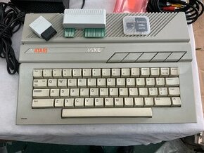 ATARI 65xe