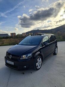 VW Touran 2.0TDI edícia Life, 7miestne