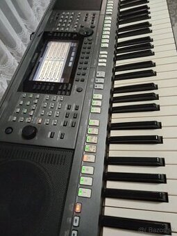 Yamaha psr s 770