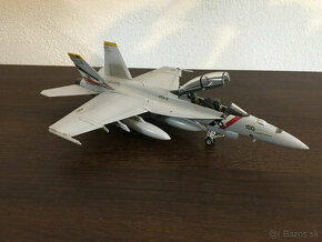 Model F-18F Super Hornet 1:72 - 1