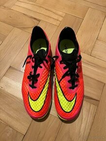 Nike Hypervenom Phantom IC Bright Crimson Volt