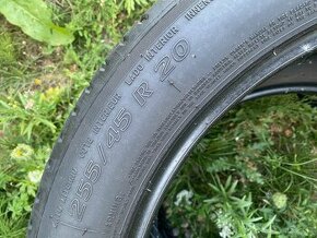 4ks Michelin 255/45 r20