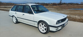 BMW E30 TOURING 330i - 1