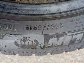 245/45 R18 zimne Michelin Alpin