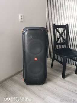 Jbl partybox 710