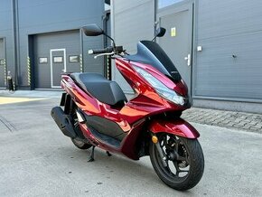 Honda PCX 125 1 majitel odpocet DPH