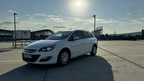 Predam Opel Astra Sports Tourer, 1. majitel, kupene na SK - 1