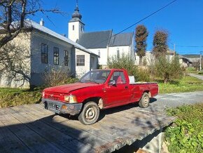 Toyota Hilux 2.4d - 1