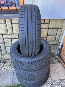 235/60 r18 Nokian