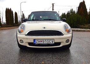 Mini One Cooper 1.4 benzín,55KW 6M