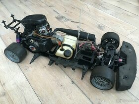 RC auto 1:5 RWD benzin - 1