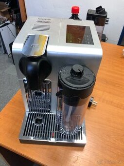 delonghi  EN 750 - nespresso po  dohode pribalím aj kapsule