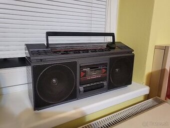 Toshiba boombox