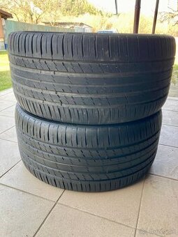 Letne pneu 295/35 R21