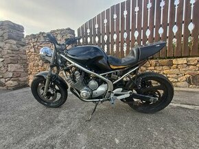 Yamaha XJ 600