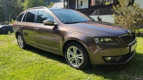 predam skodu octavia combi III, 1.6 TDI , automat  bixenon - 1