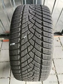 255/40 R20 zimné pneumatiky GOODYAER