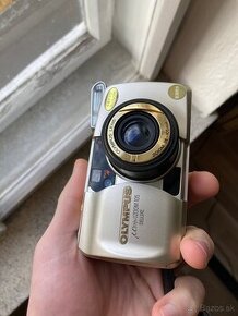 OLYMPUS Mju ZOOM 105 DELUXE + KOMPLET PŘÍSLUŠENSTVÍ