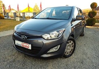 HYUNDAi i20 1.2 16V  BENZIN- 4 valec -12/2013 - KLIMA, STK