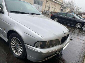 Rozpredám na náhradné diely BMW E39 525D