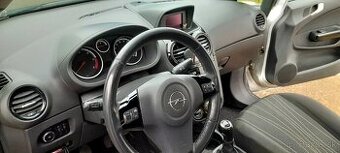 Opel corsa D hatchback