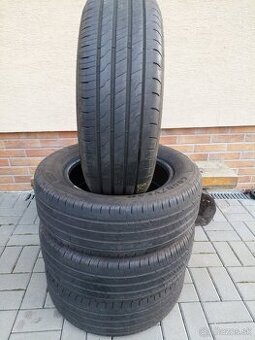 215/60 r16 99V