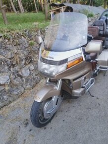 Honda Gold Wing - 1