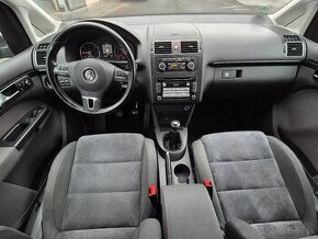 ⚠️ VOLKSWAGEN TOURAN 2.0 TDI HIGHLINE - 7 MIESTNA VERZIA 