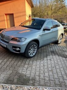 BMW X6 Idividual max výbava