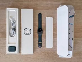 Apple Watch 7 41mm Midnight (M/L a S/M)