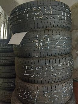 Bridgestone 235/55 R17 99V