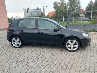 Predám VW golf VI 2.0tdi 81kw - 1