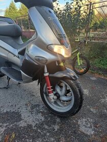 Gilera runner