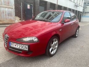 Alfa Romeo 147 1.6 benzín - 1