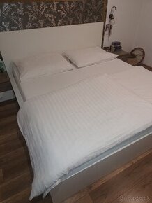 Posteľ IKEA Malm