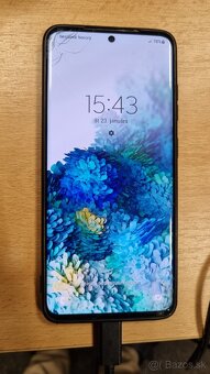 Samsung Galaxy S20 funkčný, poškodený, s obalom