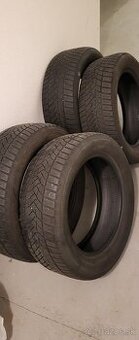 Dunlop 225/55 r17 , zimné pneumatiky