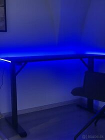 Jysk stol - Gaming desk HALDUM w/LED black - 1
