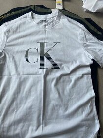 Nové originál pánske trička Calvin Kleinvelkost M - 1