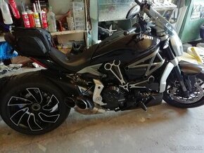 Ducaty x diavel s