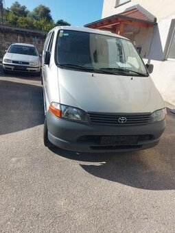 Toyotu Hiace