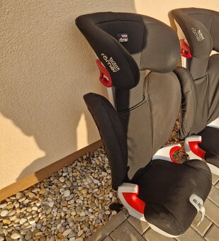 Autosedacka Britax RÖMER KIDFIX SL 15-36kg - 1